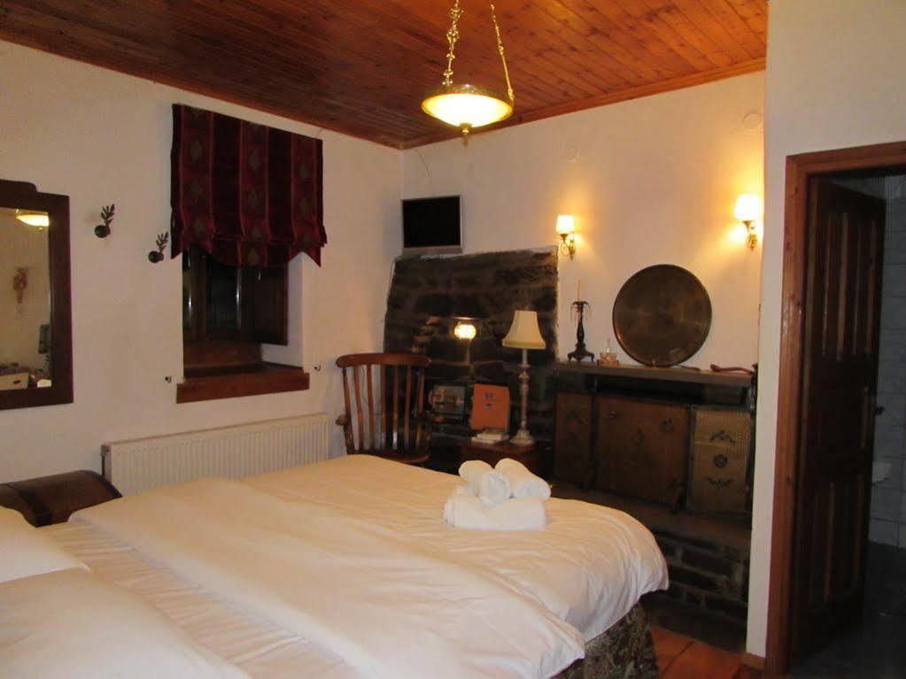 Traditional Rooms Karaouli Papigko Eksteriør billede